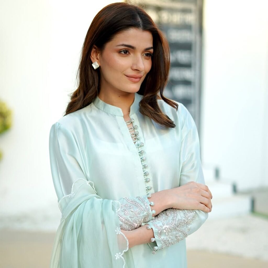 sidra younus clothing